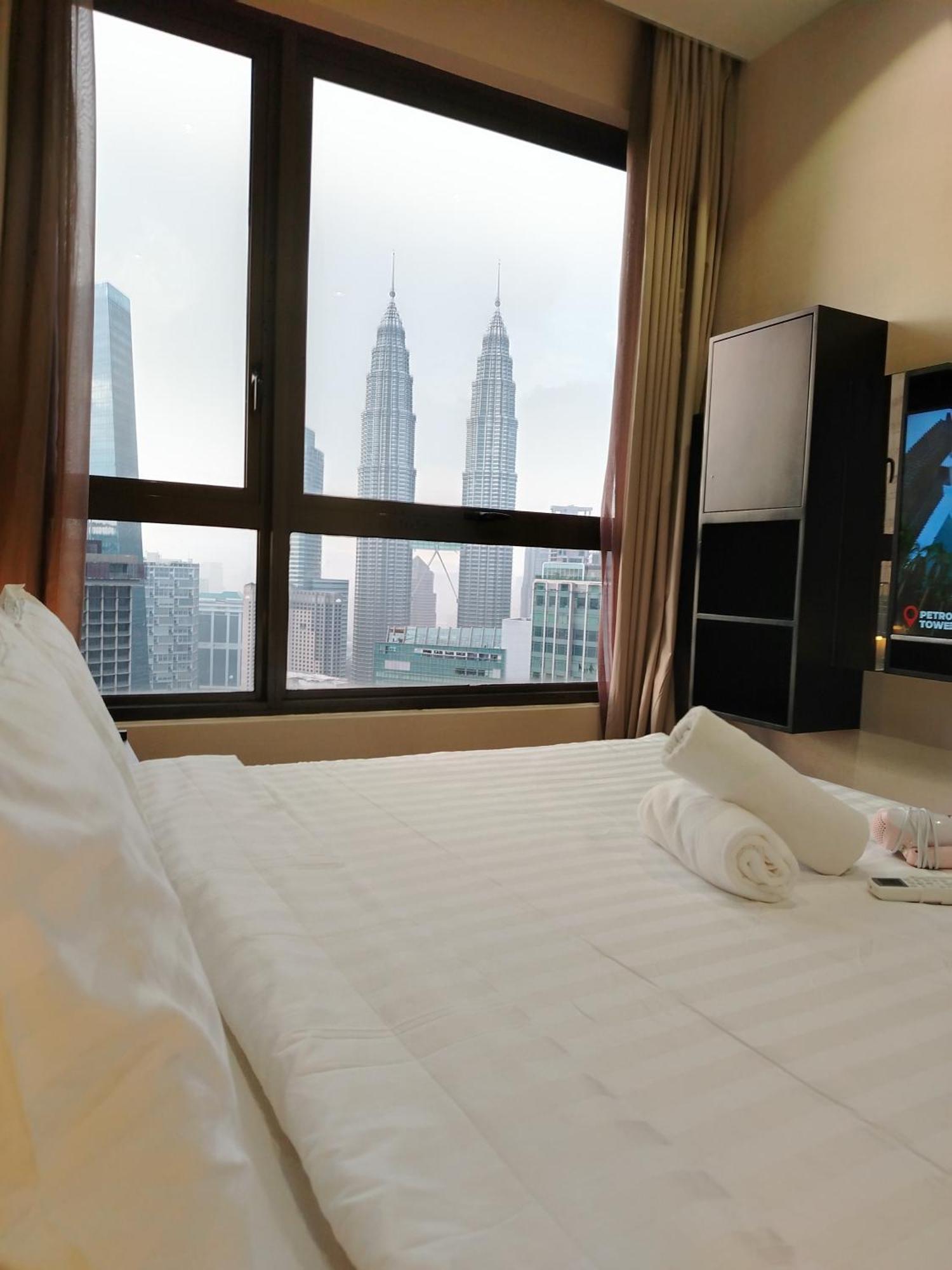 8 Kia Peng Suites Klcc By Luna Kuala Lumpur Kültér fotó